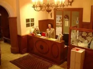 Lindenwirt Hotel Rüdesheim nad Renem